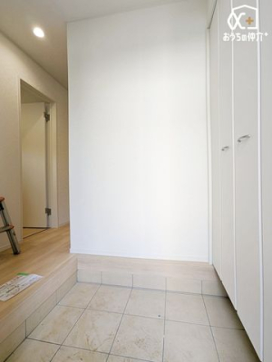  C悭ƑAo}ł錺ւłB