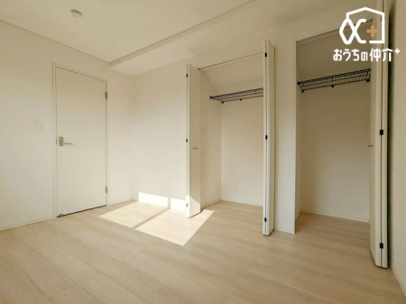 q qɃIXX6m̗lqBeʂ̃N[[bgtĂ邽߁Aql̕׋EߗށEQ֗Ɏ[\łB