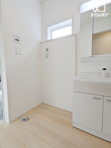 ʑEʏ ʕǍDȃh[Xy[XłB