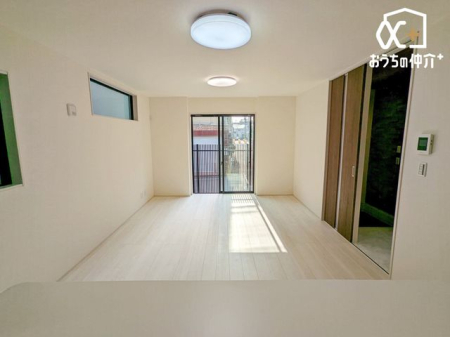 rO Lb`猩rO̗lqłBȂ炲ƑƃR~jP[VƂ邱Ƃł݌vłB