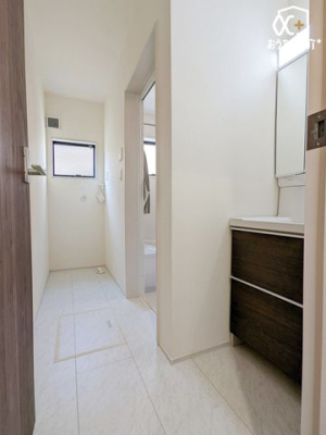 ʑEʏ LXƂʃXy[XŁAZ̎xxX[YłI