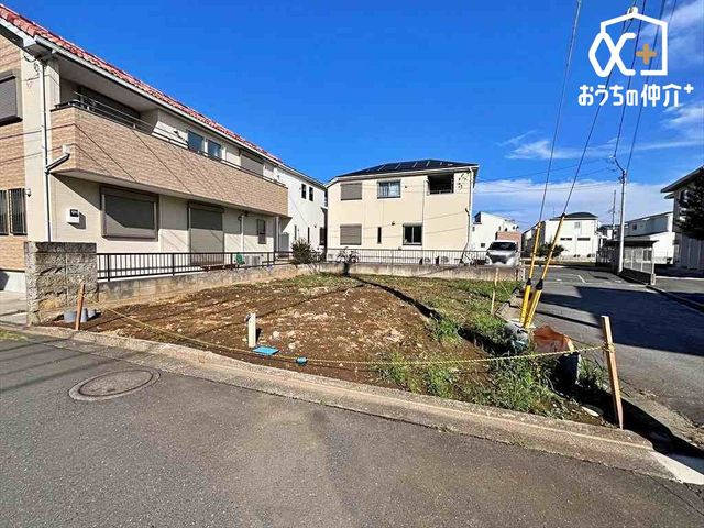 nOώʐ^ ՐÂȏZX̒łɗnBԂ̉ȂAÂȕ炵ł܂BZ܂̑O͔ɂȂĂȂ߁AԒʂ肪ȂKȏZłB