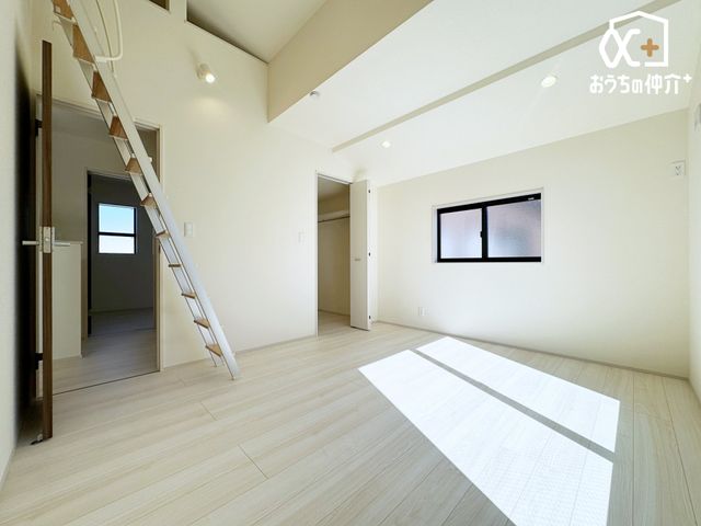 �q������ -