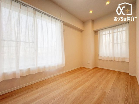 �q������ -