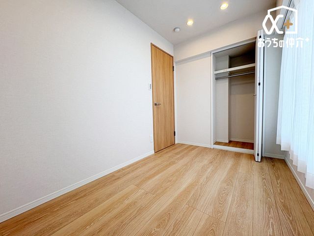 �q������ -