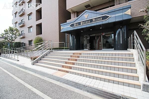  S̃I[gbN@\t}VłBhƖʂłDĂ܂B̂AGgXBxnɑ^΂Ă݂܂񂩁HЃX^btē܂̂łCyɂ₢킹c