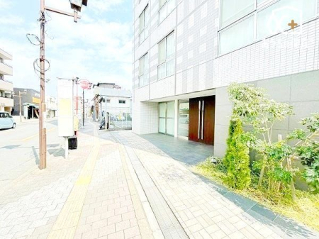 ̑ ӂɂ͐֎{݂ZǍD