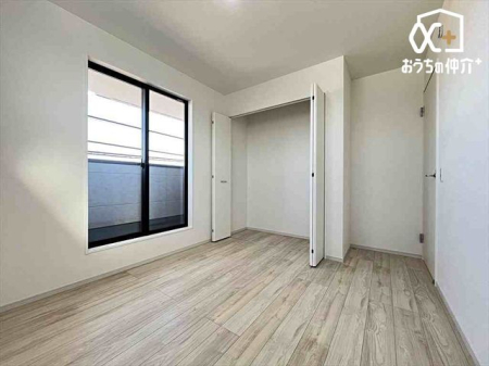 ���̑� �o���R�j�[�ɖʂ����m���B