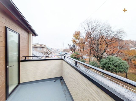 �o���R�j�[ -