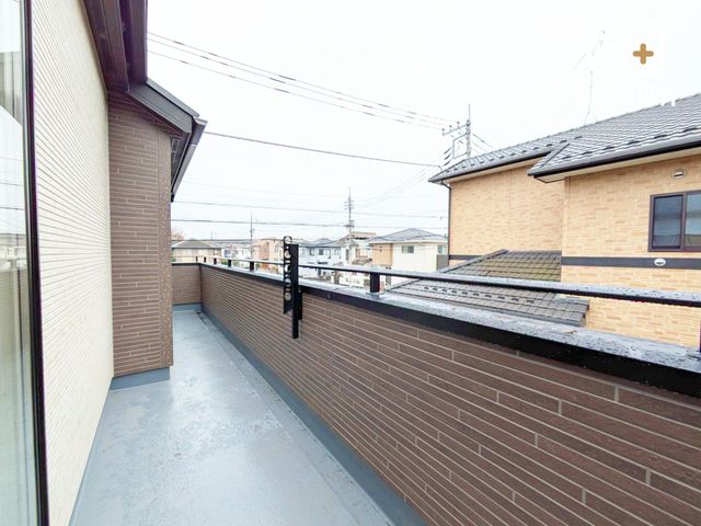 �o���R�j�[ -