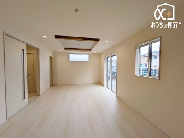 ���r���O -