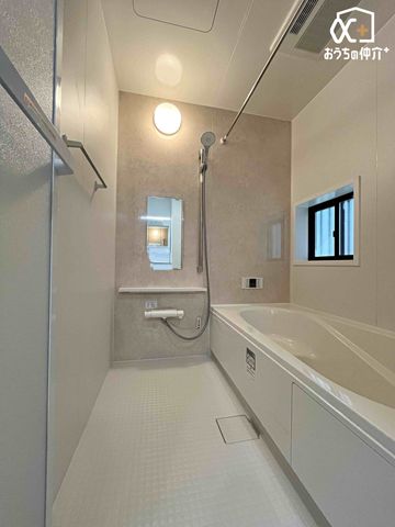 ���� ����̔���􂢗����o�X���[���B�V�����[�h�̐l�����������̂������o�X�^�u�̐S�n�悳�𖡂���Ă݂ẮH�����Ɩ����A�A���Ă��Ă���̎��Ԃ���w�y���݂ɂȂ�͂��ł��B