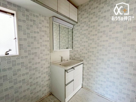 ʑEʏ Ƒ݂ȂgʎBZɂ͎g₷ʎŁAXeLȈ̃X^[g܂傤B