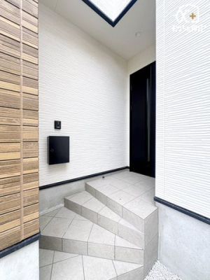 ���� �O���猩�����ւ̗l�q