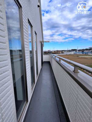 �o���R�j�[ �o���R�j�[�͗z�����������Ղ�ƍ������݁A�Ƃ��Ă��C�����̗ǂ���ԂɂȂ��Ă���܂��B��������͂��ǂ肻���ł����A�v�����^�[����ׂāA���D���Ȃ��ԂŁs�K�[�f�j���O�t�Ȃǂ͂������ł��傤���H