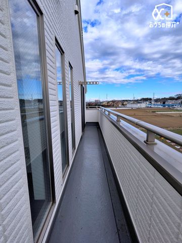 �o���R�j�[ �o���R�j�[�͗z�����������Ղ�ƍ������݁A�Ƃ��Ă��C�����̗ǂ���ԂɂȂ��Ă���܂��B��������͂��ǂ肻���ł����A�v�����^�[����ׂāA���D���Ȃ��ԂŁs�K�[�f�j���O�t�Ȃǂ͂������ł��傤���H