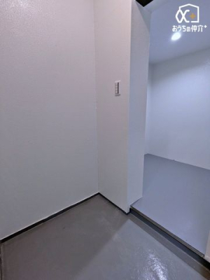 ���̑� �n���P�K�ɂ���q�ɂƂ��Ďg���Ă������c�����̂܂܂ɂȂ��Ă��܂��B�������B���Ă��������c�A���܂��ꏊ�ɍ���c�Ȃǂ̂��Y�݂������ł��܂��B