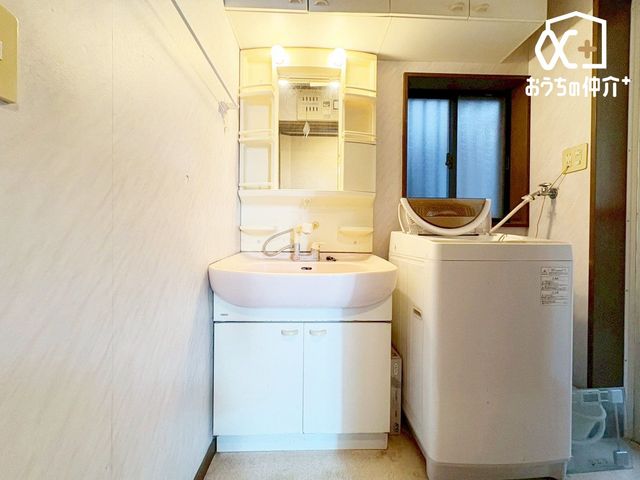 ʑEʏ ̂ʏ́AVvłȂ@\IȃfUCBL߂̃Xy[XƎ[[ĂA̐gxx₨ꂪX[Yɍs܂B