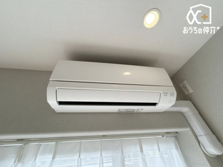 ���̑� ���r���O�̐V�݃G�A�R��