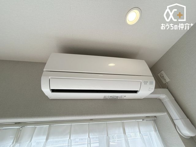 ���̑� ���r���O�̐V�݃G�A�R��