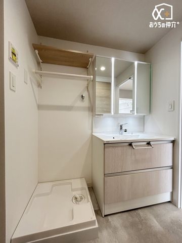 ���ʑ�E���ʏ� �V�݂̐��ʉ��ϑ�Ɛ���@�u����