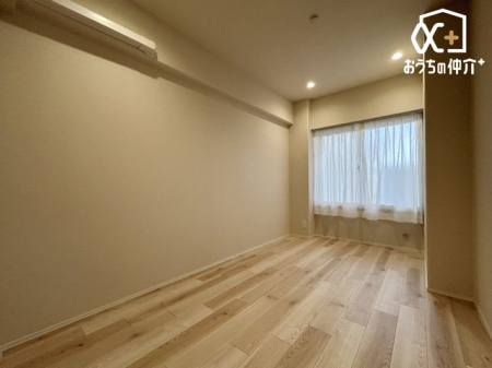 �q������ -