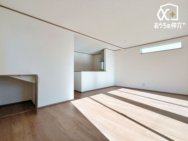 ���r���O �����������Ȃ��烊�r���O�S�̂����n�����Ƃ��o����̂ŁA���q�l���V�񂾂�A�׋����Ă��Ă��ꏏ�ɋ�Ԃ����L�ł��܂�