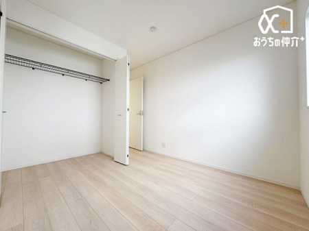 �q������ -