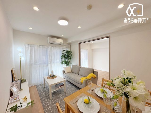 ���r���O -