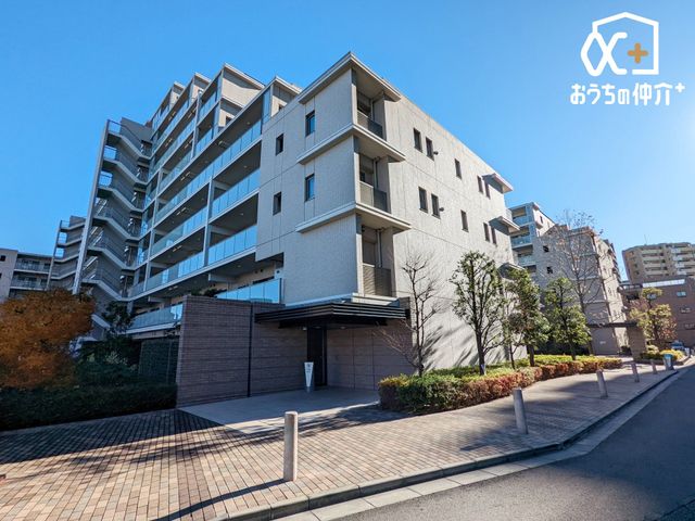 ���n�O�ώʐ^ ���}�s��ԉw�u�Ђ΂胖�u�v�w�k���W���I�`�ʋΒʊw�ɕ֗��ȗ��n������{�݂⏤�Ǝ{�݂��k�������ɏ[���I��������T�K�I�z������ǍD�I