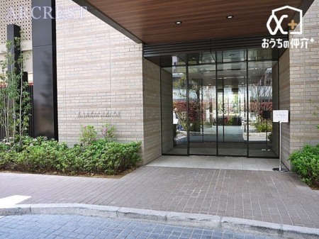 �G���g�����X �Ǘ����s���͂����������̂���G���g�����X�B�I�[�g���b�N����������Ă���}���V�����Ȃ�ł̖͂h�Ɛ������͂ł��B