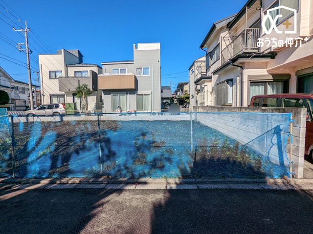 ���n�y�n�ʐ^ �������V�h���}�s��ԉw�u�c���v�w�k���P�R���I���쓹�H�ɖʂ��z����ǍD�����E���w�Z�k��10���ȓ����X�[�p�[�E�R���r�j�k�������œ��X�̕�炵���T�|�[�g