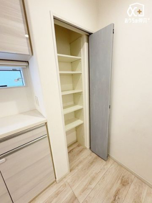 ���[ �L�b�`���ɂ���֗��ȕ���