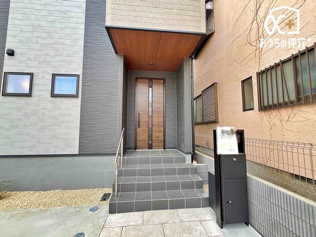 ���� �O���猩�����ւ̗l�q�B