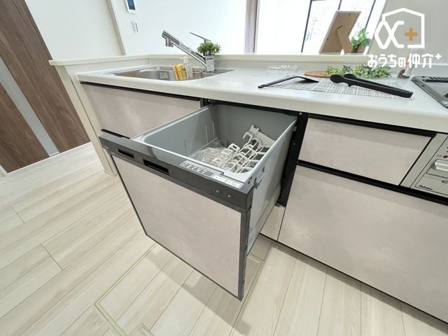 �L�b�`�� �r���g�C���H��@�t���V�X�e���L�b�`���B�ŐV�ݔ��Œ������Ԃ����K�ł��B