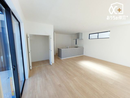 ���r���O -