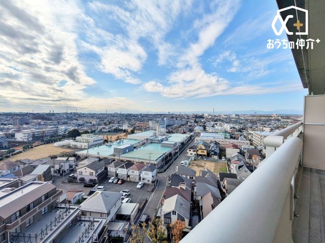 ���̑� �o���R�j�[���猩�n�����i�F�ɂȂ�܂��B���V�C�̗ǂ����́A�󂪂悭�����A�C�����̂�����ԂɂȂ肻���ł��ˁI�~�ɂ͕x�m�R�������܂��I