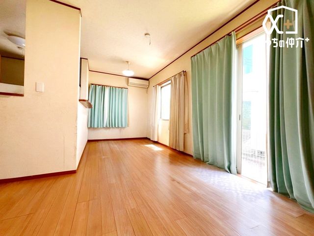 ���r���O �J�E���^�[�L�b�`���̗p�A�Ƌ�C�A�E�g�̍H�v�����₷����ԂƂȂ��Ă���܂��I