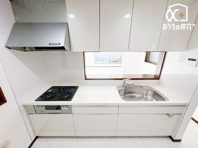 �L�b�`�� ������[�I�t���̃L�b�`���͔���߂�΃X�b�L���Еt���܂��B