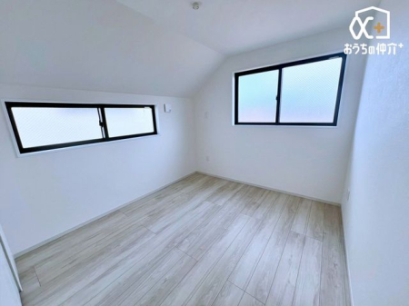 ���̑� �N���[�[�b�g�̂���m���ł��B�m���Ȃǂ����[�ł��܂��B