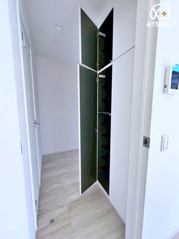 ���� �V���[�Y�{�b�N�X�t���̌���