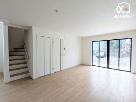 ���r���O ���Ƒ��ŃR�~���j�P�[�V�������Ƃ�郊�r���O�K�i��