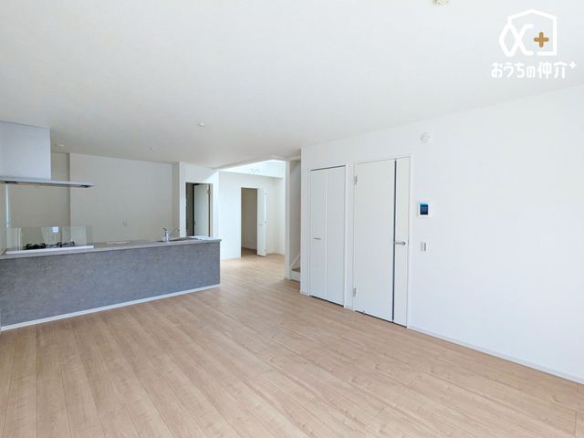 ���r���O �R�~���j�P�[�V�������L����_�C�j���O�I