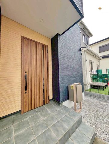 ���� �L�X�Ƃ������ւ́A�������Ƃ����X�y�[�X�ŁA�Ƒ��݂�Ȃ̌C��ו�������������[�ł��܂��B���q���ɂ����S���Ă��}���ł���A���邭�J���I�Ȉ�ۂ�^�����Ԃł��B