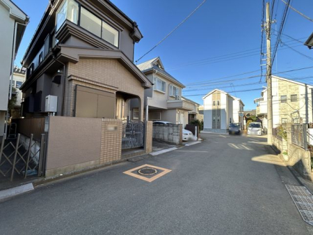 ���n�O�ώʐ^ �Ԓʂ�̏��Ȃ��ړ��̗l�q