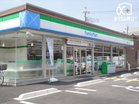 ���ӊ� �t�@�~���[�}�[�g�V�����k�꒚�ړX �k��5���B�c�Ǝ��ԁF24���� ���ԏ�F�L 340m