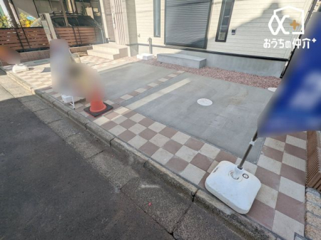  �J�[�X�y�[�X�͕��ʎ�1��B���֋߂��J�̓������S�B�o�����L���ؕԂ��y�X�B���H����t���b�g�Ńo�b�N���Ԃ����₷���ł��B