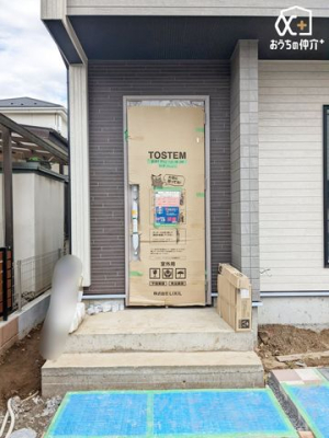 ���� �O���猩�����ւ܂��̗l�q�ł��B���񌻒n�ɑ����^��ł����������������������B