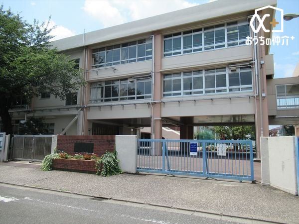 ���ӊ� �����R�s�������R��Z���w�Z �k��16���B�y�ʊw ���z�H�Ò��꒚�ځA�񒚖ځA�l���ځA�ܒ��� �t���O���ځA�l���� 1270m