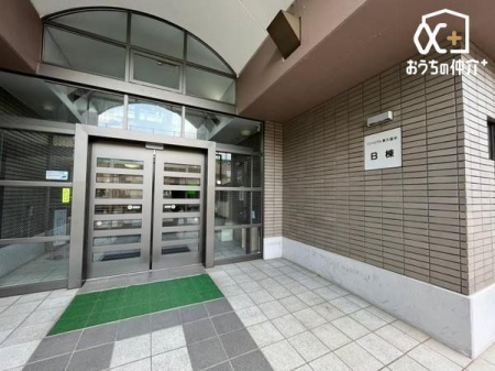 ���̑� �G���g�����X�̗l�q�ł��B